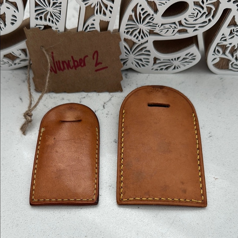 LV#2 ~ Louis Vuitton Brown Leather Luggage Tags and Straps & Poignet - Picture 4 of 14